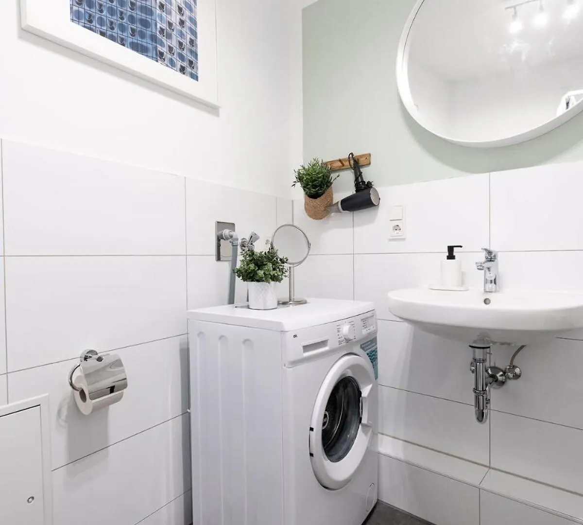 Hamburg City Apartment For 5