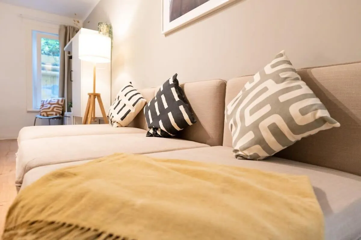 Hamburg City Apartment For 5